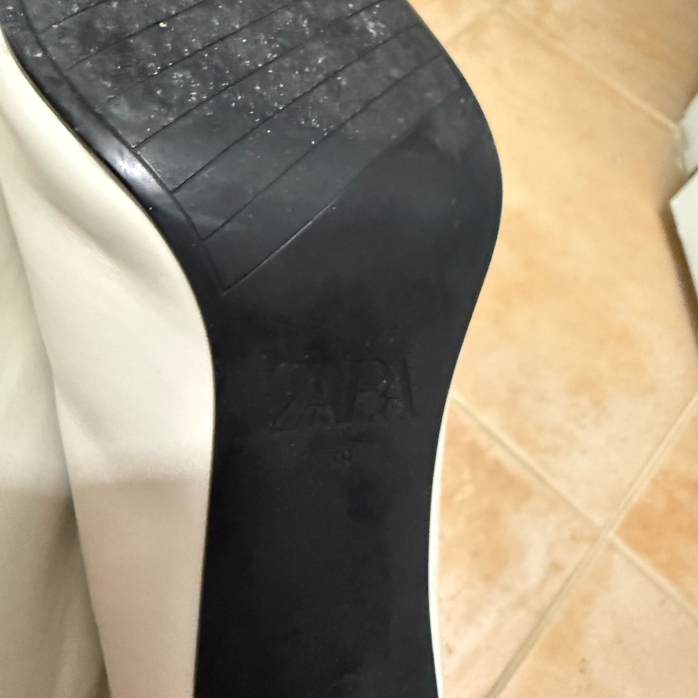 Zara Cream Over the Knee Boots - Picture 4 of 11